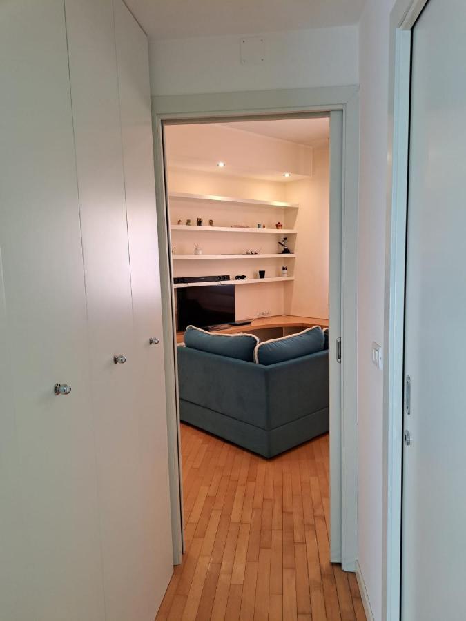 Bolognamania Apartments-Roger ภายนอก รูปภาพ